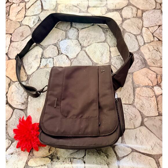 NWOT TRAVELON TRAVEL BAG - Picture 2 of 10